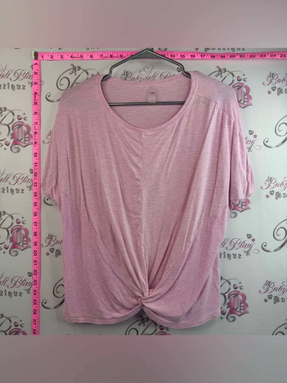Hyba tshirt light pink twist Relaxed Short-Sleeve Twist-Front Tee in Light Pink